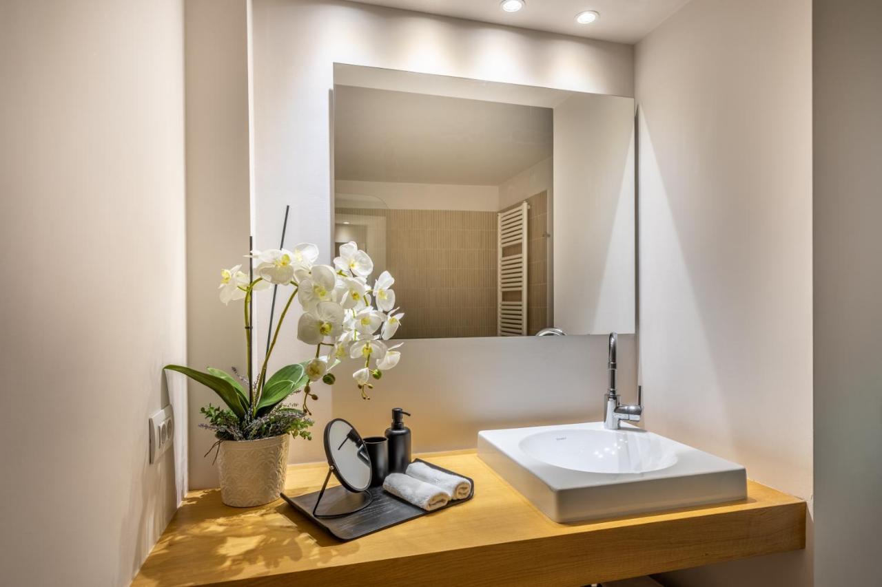 C Temple Fielding 4, 4 Apartment
